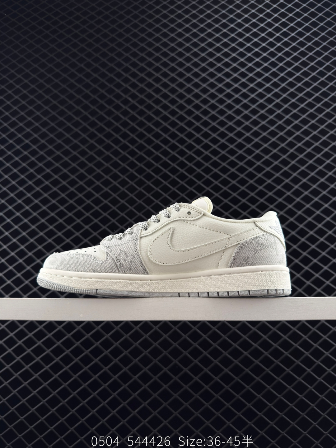 Travis Scott x Air Jordan 1 ” Reverse Mocha “